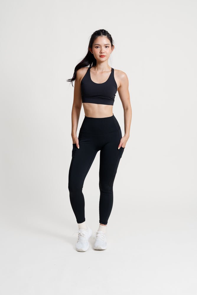 Strong Leggings in Black (24.5" inseam)