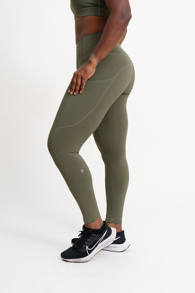 Strong Leggings in Forest Green (24.5" inseam)