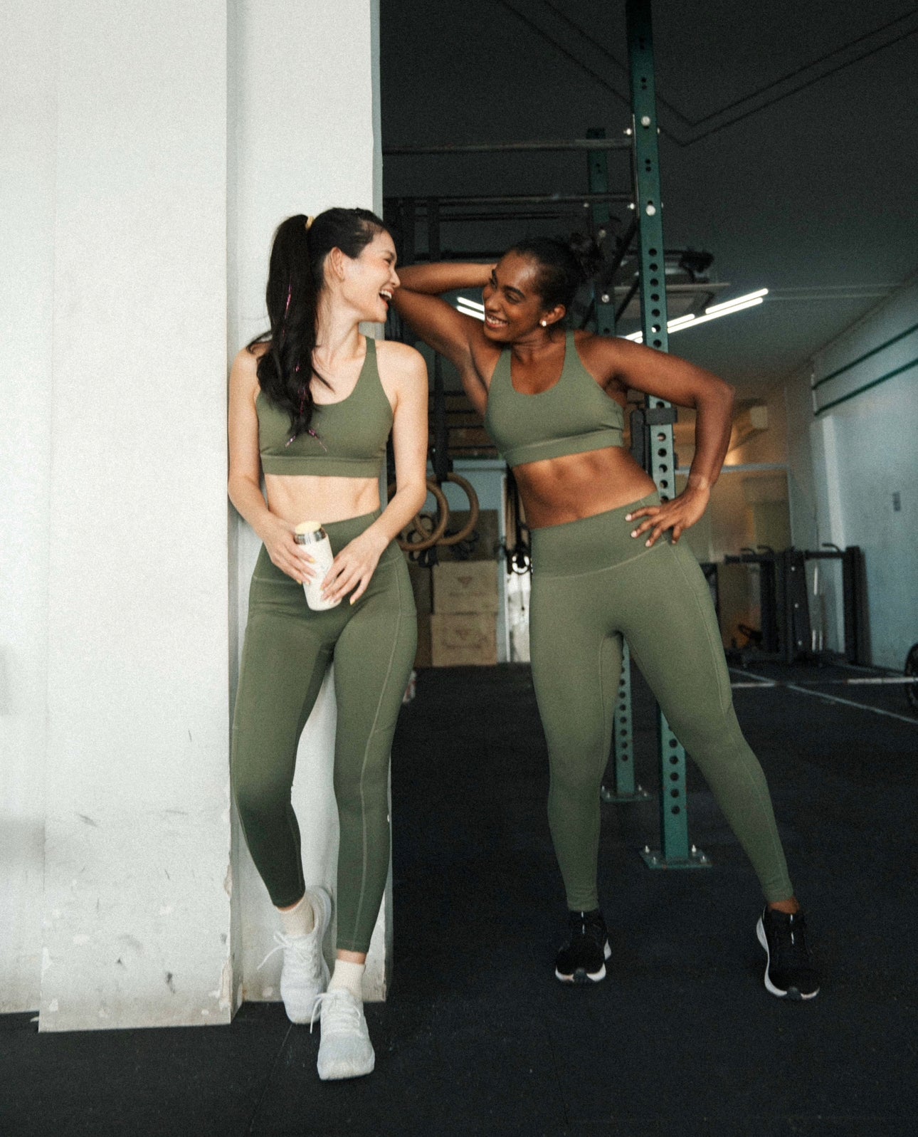 Strong Leggings in Forest Green (24.5" inseam)
