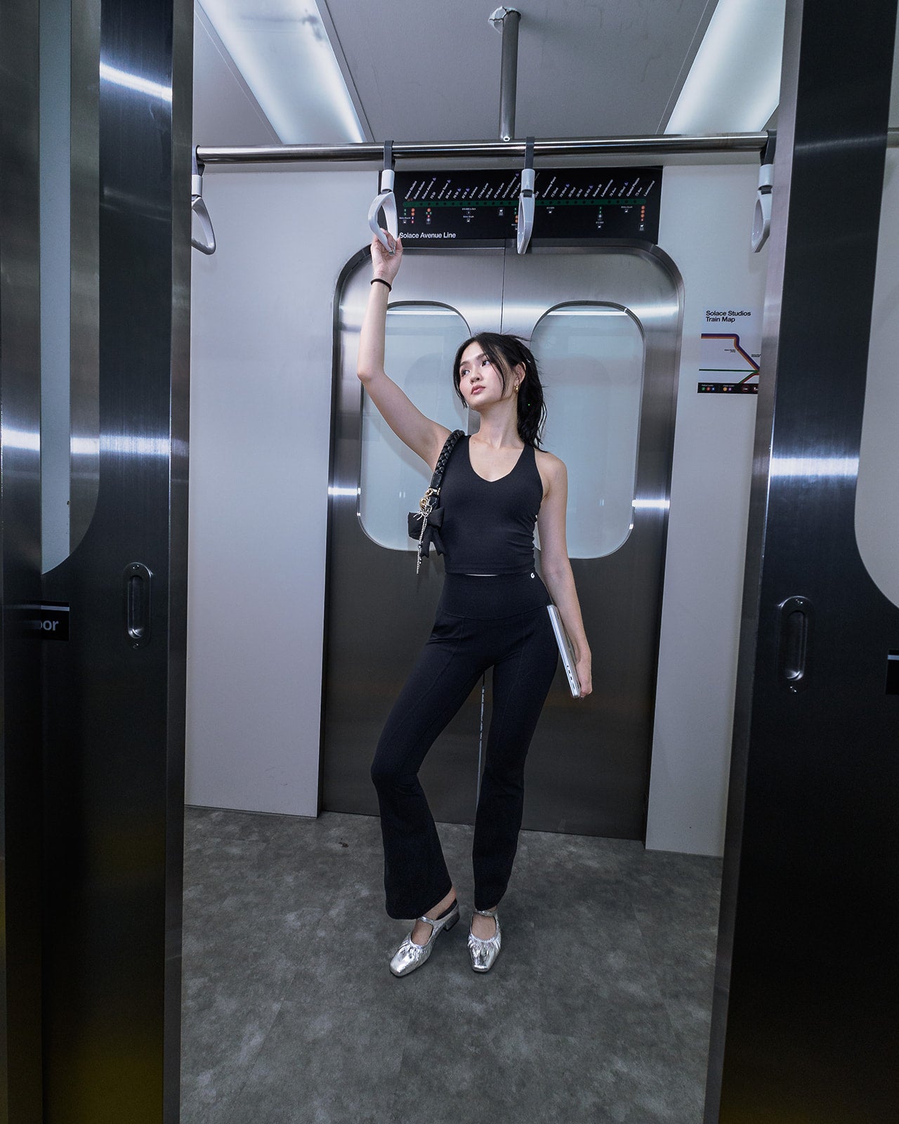 High Rise Flared Pants in Black