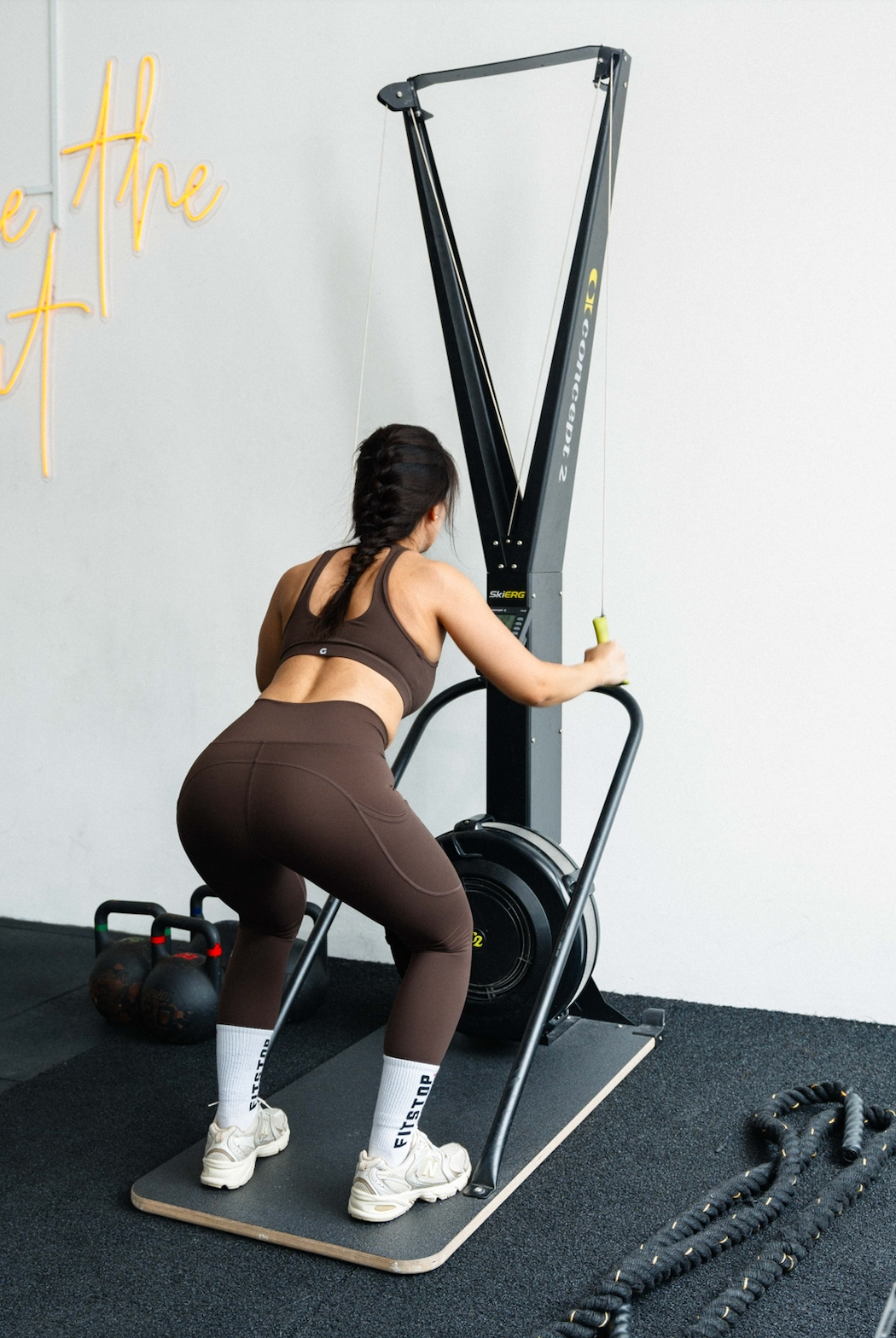 Impact High Neck Bra in Cocoa