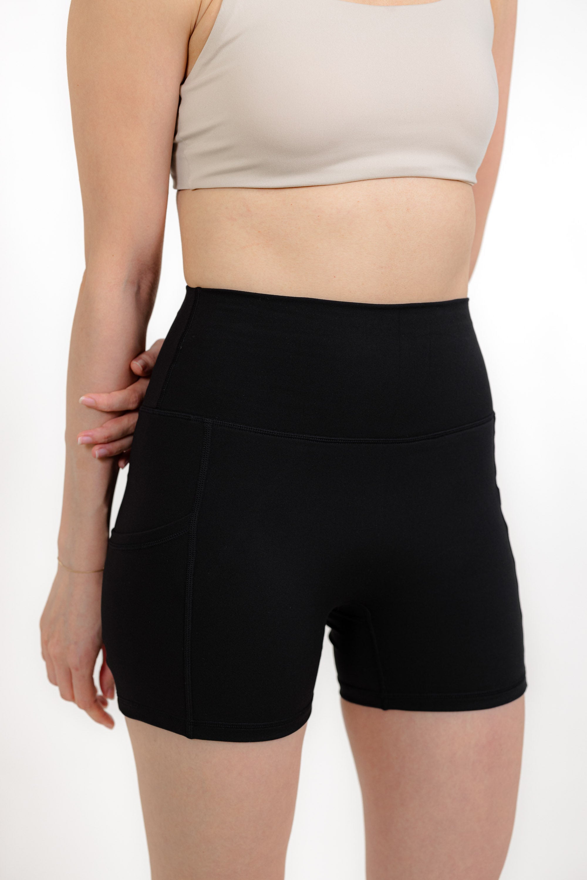 Bold Shorts in Jet Black